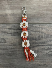 Load image into Gallery viewer, Macrame Daisy Keychains
