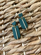 Load image into Gallery viewer, Sarah Earrings
